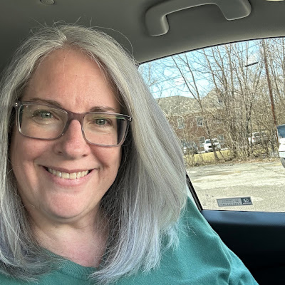Meet your Posher, Lori